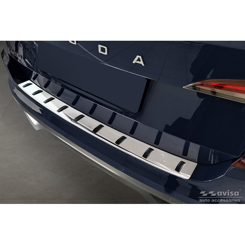 Protection de seuil arrière inox sur mesure pour Skoda Kamiq 2019- 'STRONG EDITION'