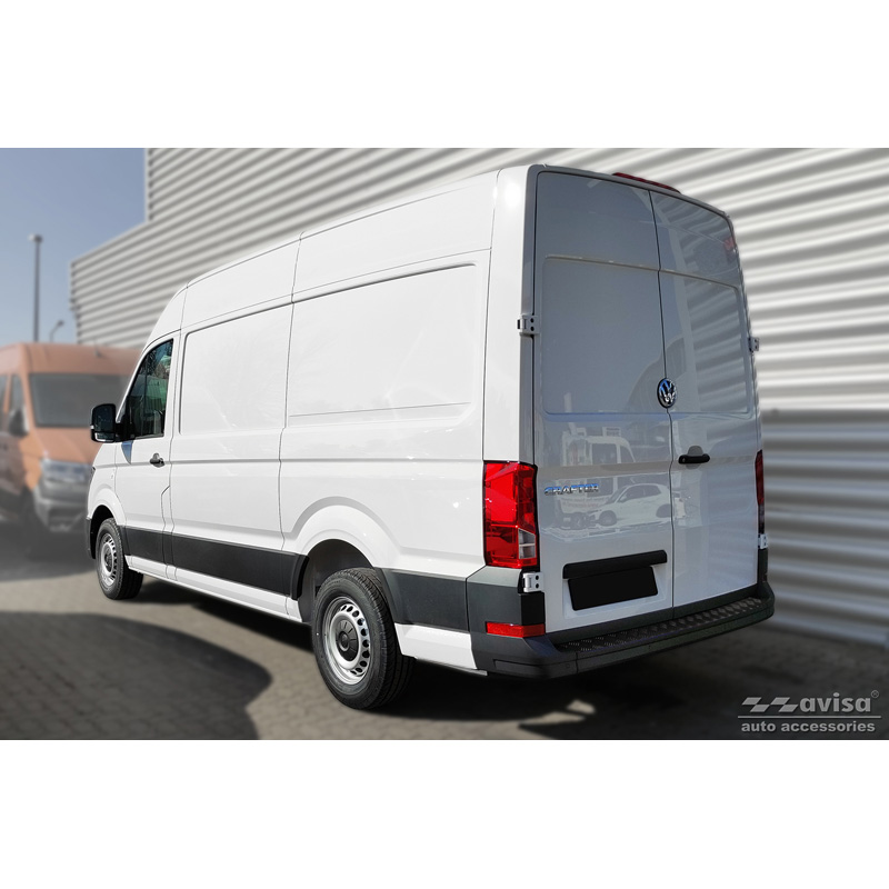 Protection de seuil arrière en aluminium noir mat sur mesure pour Volkswagen Crafter & MAN TGE 2017- 'Riffled Plate'