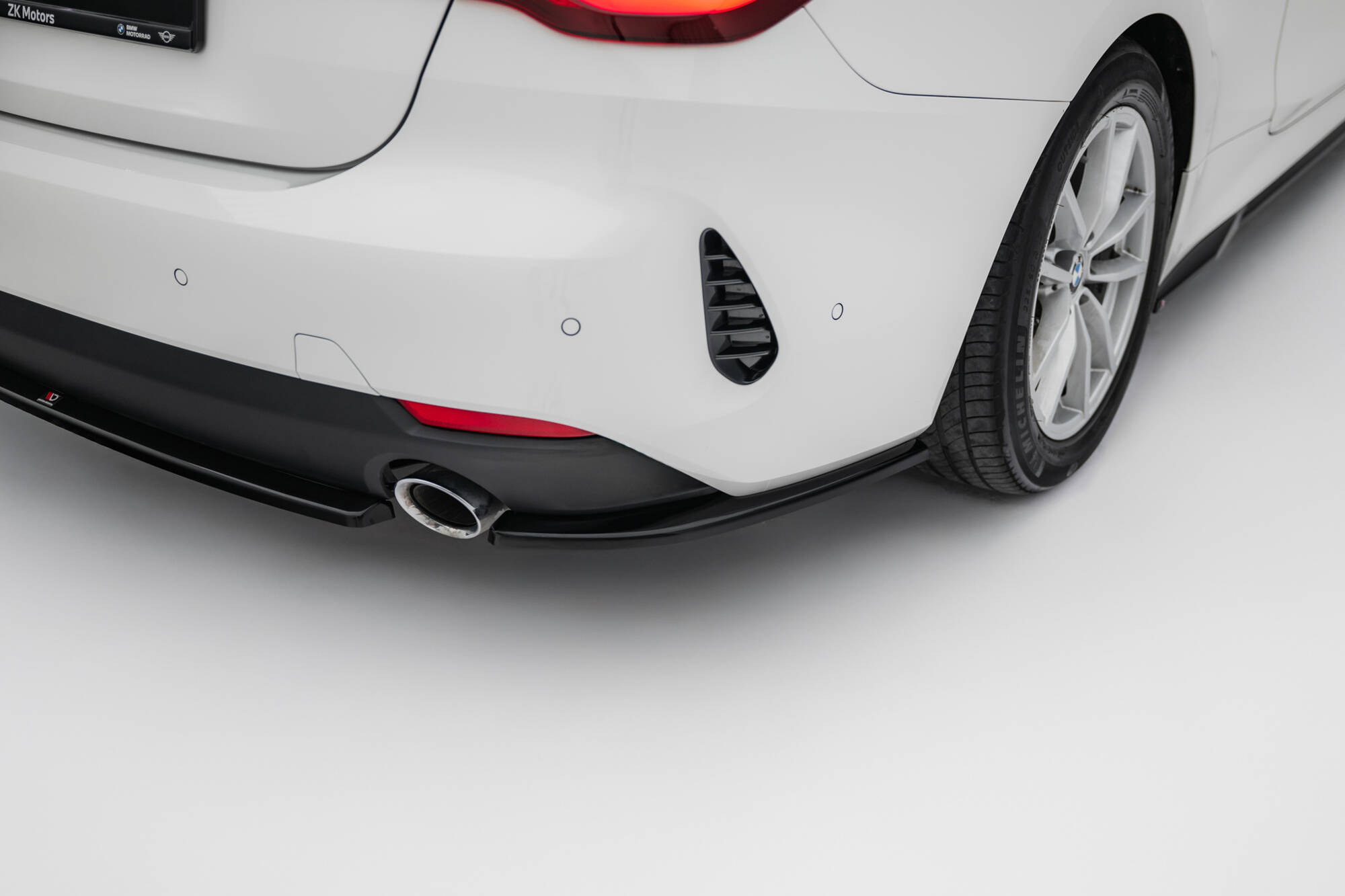 Achterzij spoilers BMW 4 Coupe / Cabrio G22 / G23 Maxton Glanzend zwart