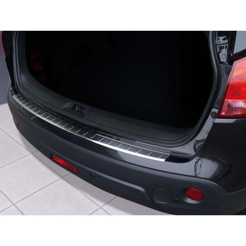 Protection de seuil arrière inox sur mesure pour Nissan Qashqai 2007-2013 'Ribs'
