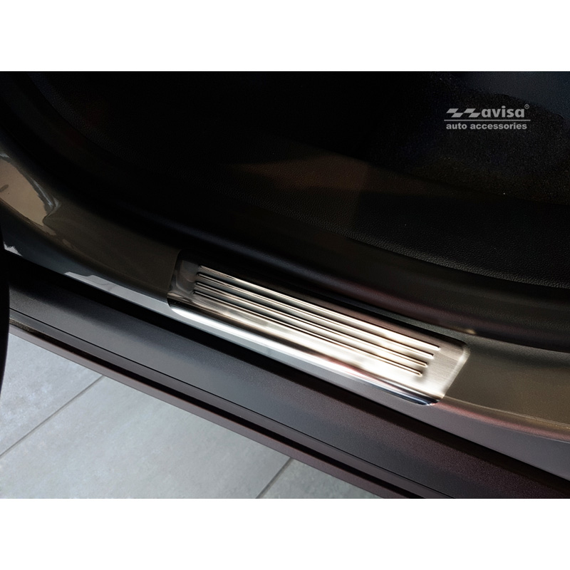 Seuils de portes inox sur mesure pour Ford Kuga III 2019-2024 & FL 2024- 'Lines' - 4-pièces