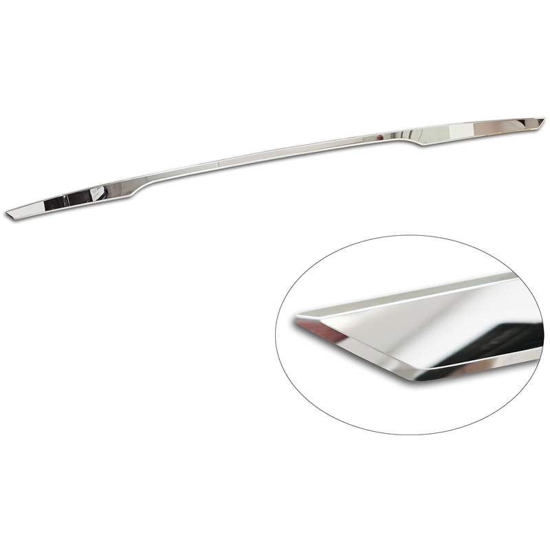 Avisa Revêtement d'habillage du hayon du coffre inox Chrome sur mesure pour Volvo XC60 II 2017-2021 & Facelift 2021-