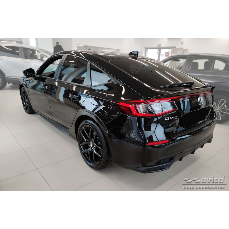 Protection de seuil arrière inox noir mat sur mesure pour Honda Civic XI HB 2022- 'Ribs'