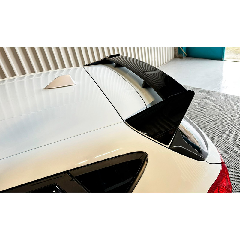 Motordrome Becquet de toit sur mesure pour Ford Fiësta HB VII 2017- (PU)