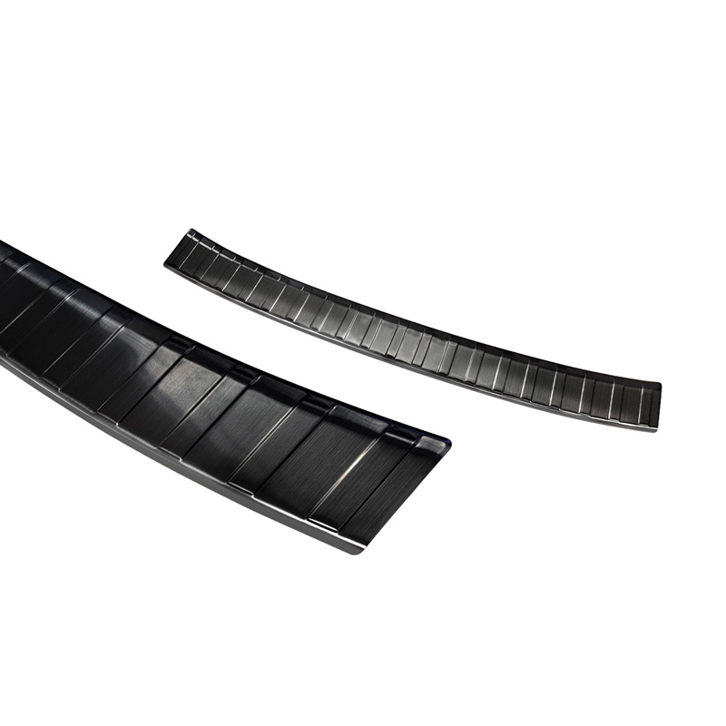 Protection de seuil arrière inox noir sur mesure pour BMW X6 (E71) 2009-2014