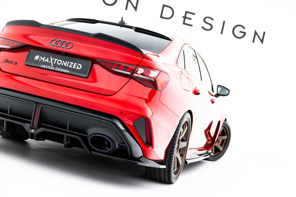 Bodykit Audi RS3 Limousine 8Y Facelift Maxton Glans Zwart