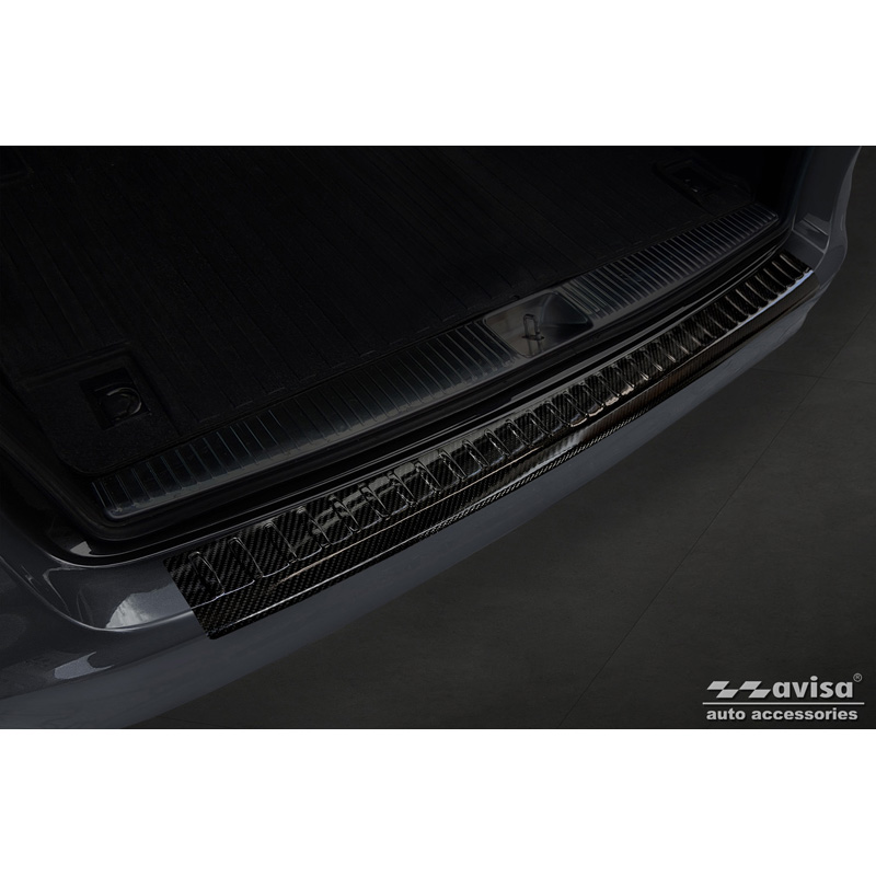 Protection de seuil arrière carboné 3D sur mesure pour Mercedes Classe-E Combi FL 2013-2016 'Ribs'