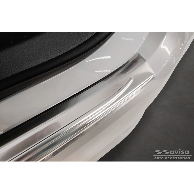 Protection de seuil arrière inox sur mesure pour Toyota Corolla XII Sedan 2019-