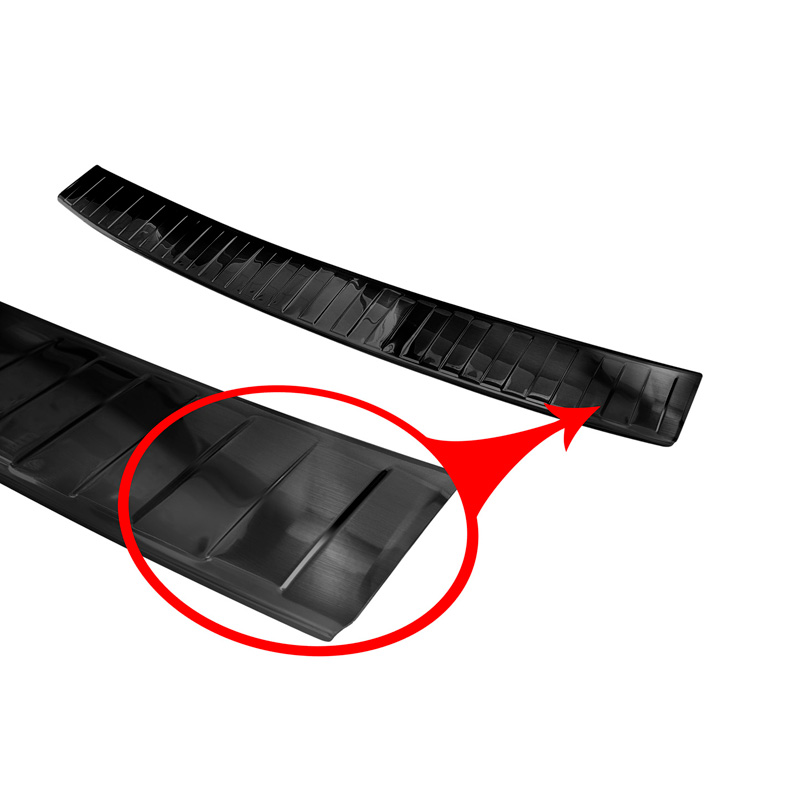 Protection de seuil arrière inox noir sur mesure pour Skoda Kamiq 2019- 'Ribs'
