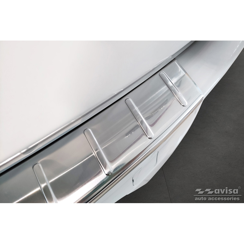Protection de seuil arrière sur mesure pour Mazda CX-60 (KH) 2022- 'Ribs'