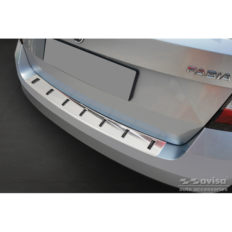 Protection de seuil arrière inox sur mesure pour Skoda Fabia III Combi 2014-2018 'STRONG EDITION'
