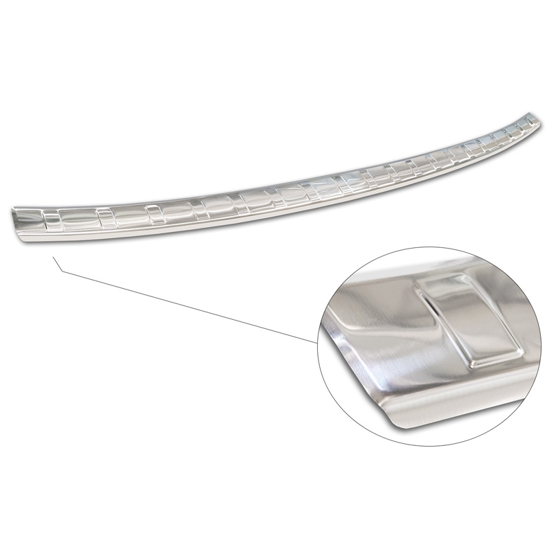 Protection de seuil arrière inox sur mesure pour Mitsubishi Eclipse Cross PHEV Facelift 2021-