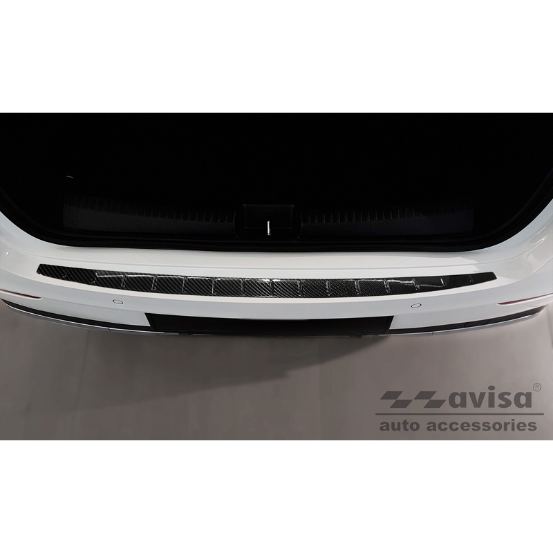 Protection de seuil arrière carboné 3D sur mesure pour Mercedes CLA II (C118) Sedan 2019- 'Ribs'