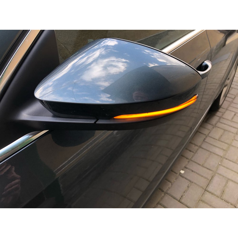 Set de Clignotants de Rétroviseurs LED sur mesure pour Skoda Octavia III 2013-2020 & Volkswagen T-Roc 2017-2020 / T-Cross 2019- - Fumée - incl. Feux Dynamiques