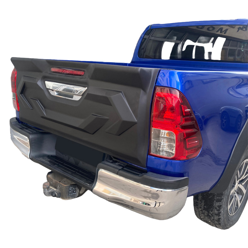 Protecteur de hayon sur mesure pour Toyota Hilux 8ème Gen. 2015-2020 - Noir mat