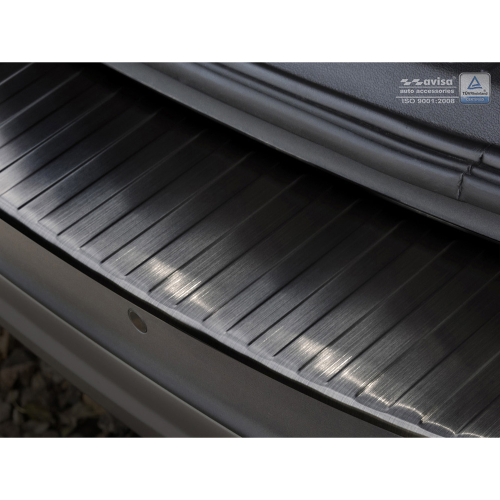 Protection de seuil arrière inox noir sur mesure pour Ford Kuga II 2013-2019 'Ribs'