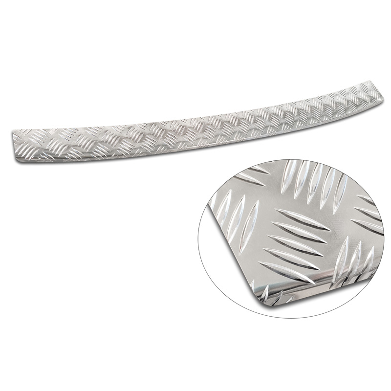 Protection de seuil arrière inox sur mesure pour Volkswagen Crafter & MAN TGE 2017- 'Riffled' ('XL'-version)
