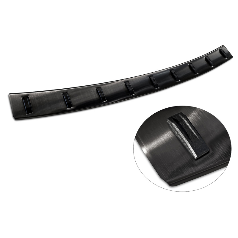 Protection de seuil arrière inox noir sur mesure pour Audi A4 Avant B9 (incl. S-Line) 2015-2019 & Facelift 2019- 'STRONG EDITION'