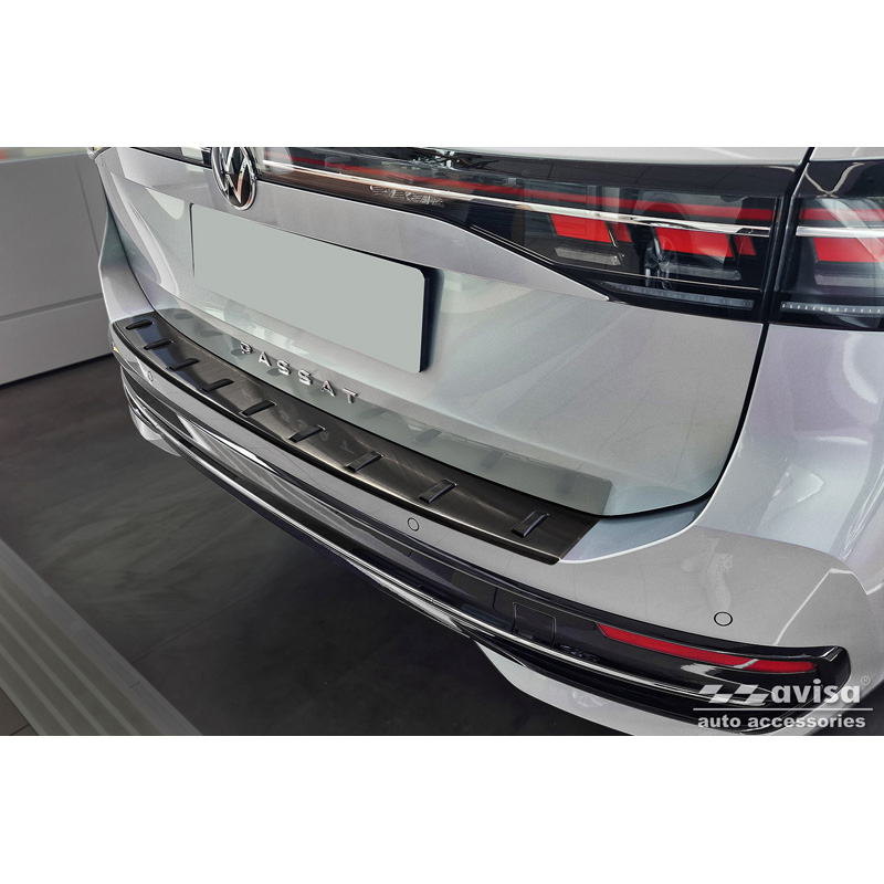 Protection de seuil arrière inox noir sur mesure pour Volkswagen Passat Variant (CJ5) incl. R-Line & Hybrid 2024- 'STRONG EDITION'