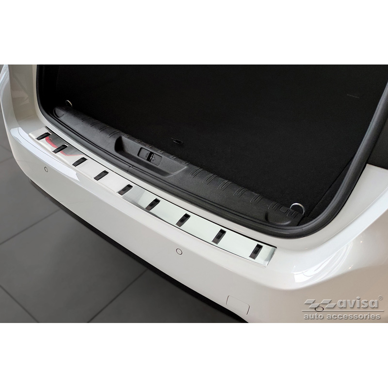 Protection de seuil arrière inox sur mesure pour Peugeot 308 SW II 2013-2017 & Facelift 2017-2021 'STRONG EDITION'