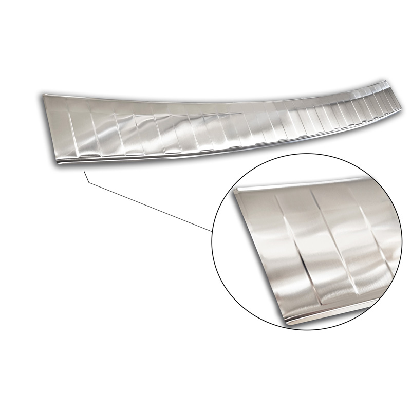 Protection de seuil arrière inox sur mesure pour Volvo V70 Facelift 2013-2016 'Ribs'