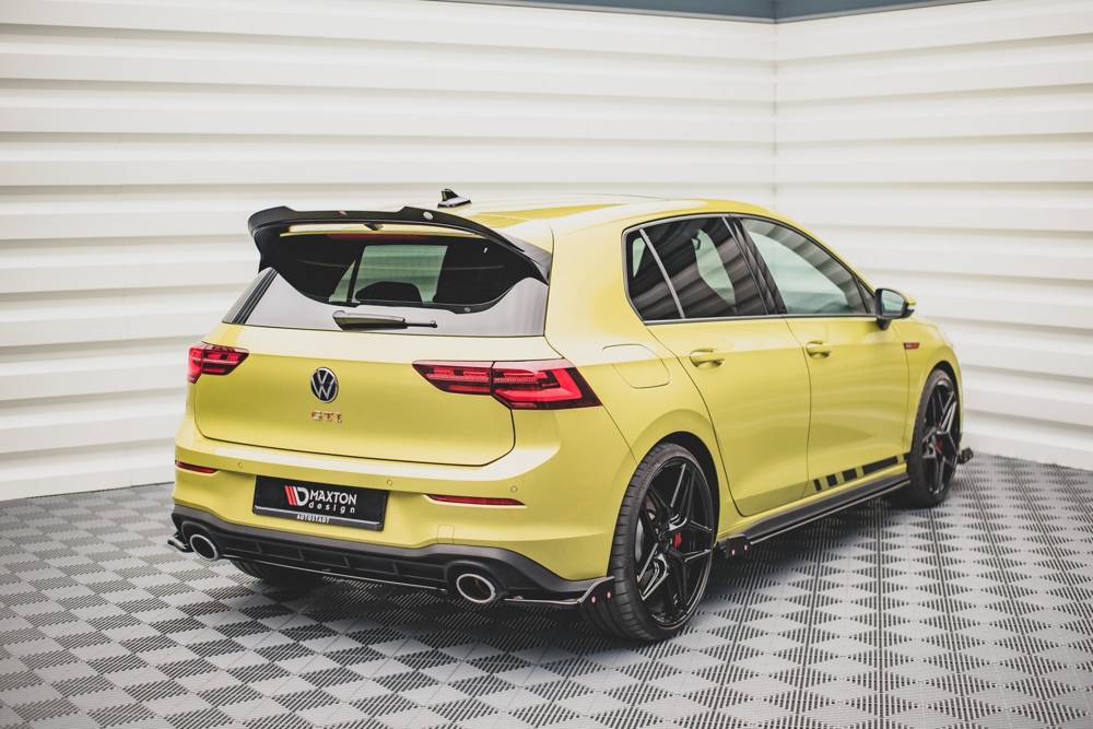 Spoiler V.1 Volkswagen Golf 8 R / GTI Clubsport Maxton Glans Zwart