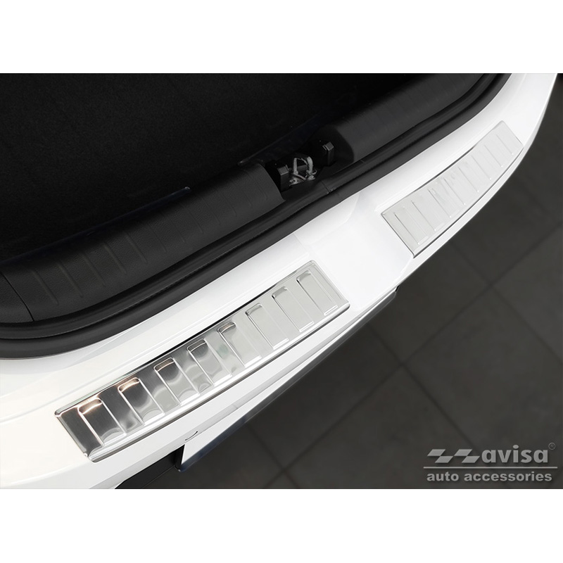 Protection de seuil arrière inox sur mesure pour Hyundai i20 III 5 portes 2020-2023 & FL 2023- 'Ribs' (2-pièces)