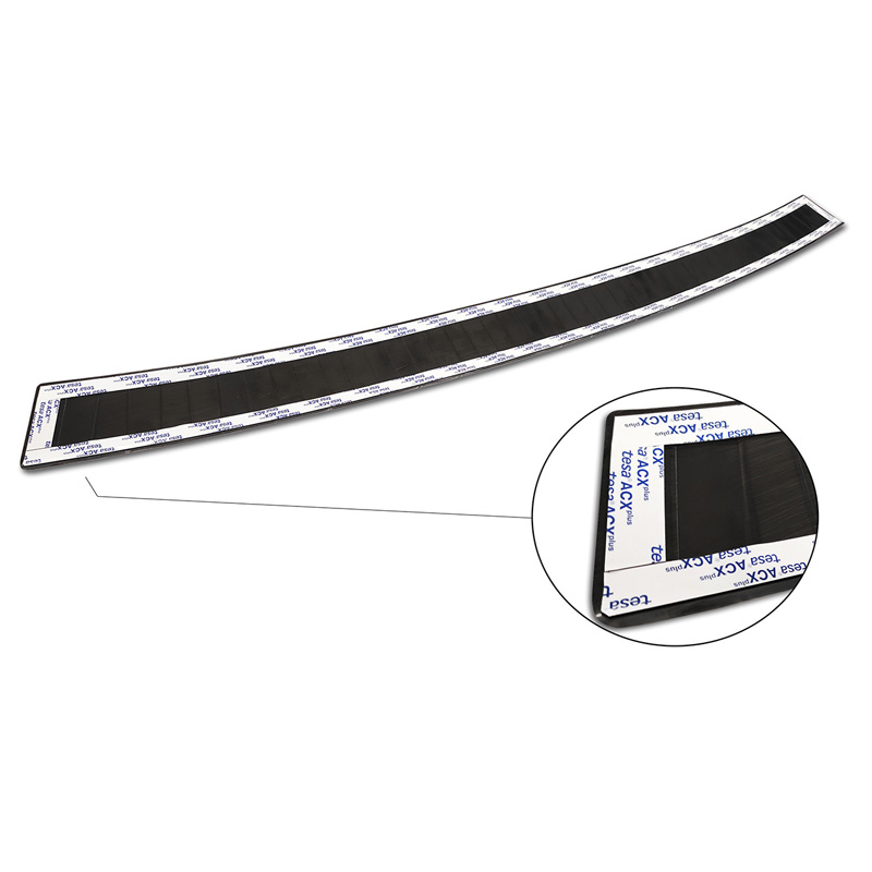 Protection de seuil arrière inox noir sur mesure pour VW Transporter T5 2003-2015 (tous) & T6 2015- / FL 2019- (portes arrière) 'XL' 'Ribs'