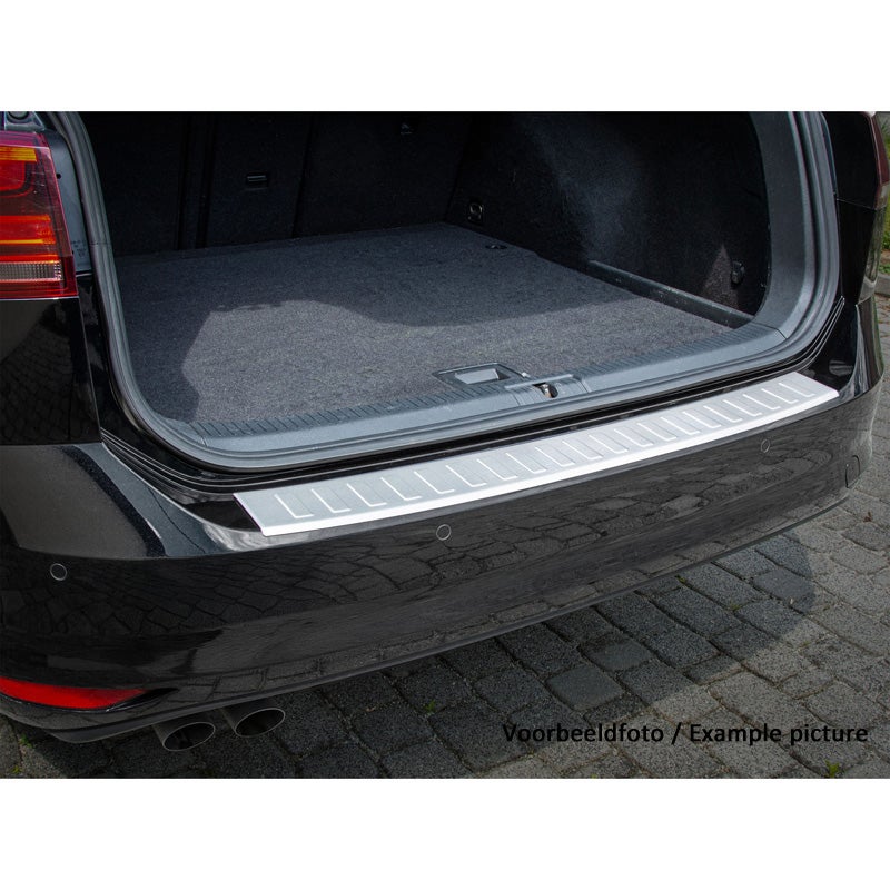 MAX6 Protection du pare-chocs arrière en acier inoxydable brossé sur mesure pour Volvo XC60 II 2017-