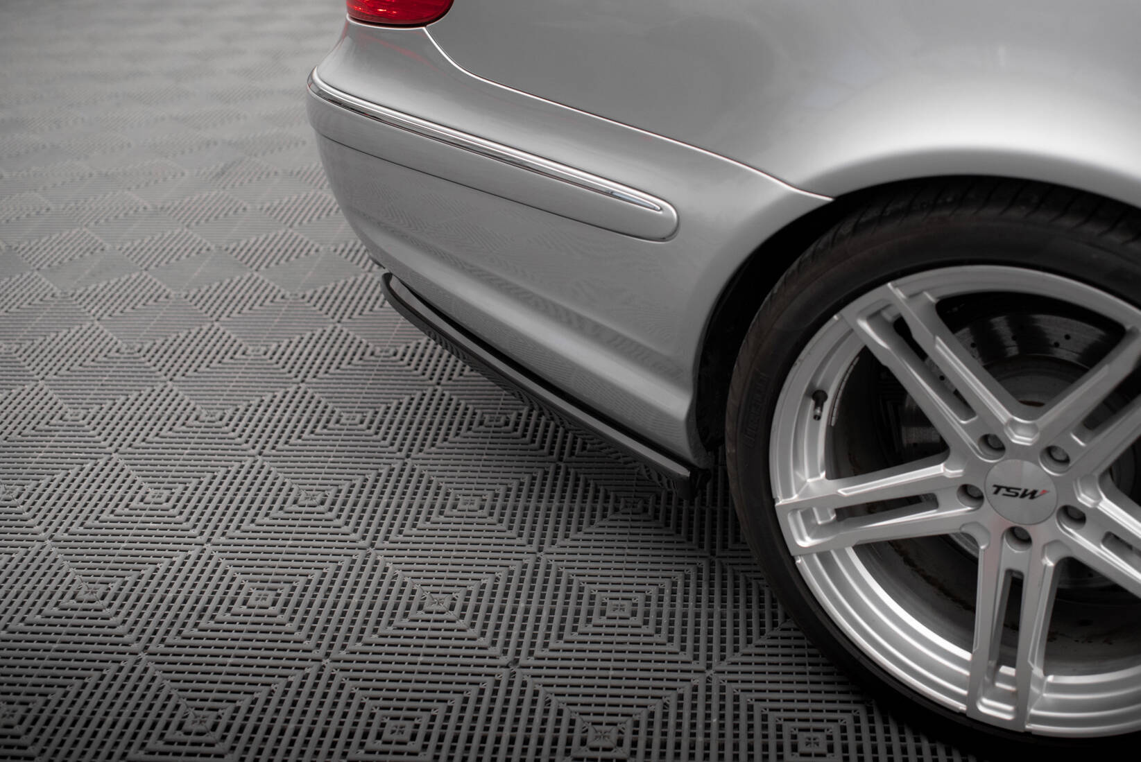 Bodykit passend voor Mercedes-Benz E 55 AMG W211 (2003–2006)