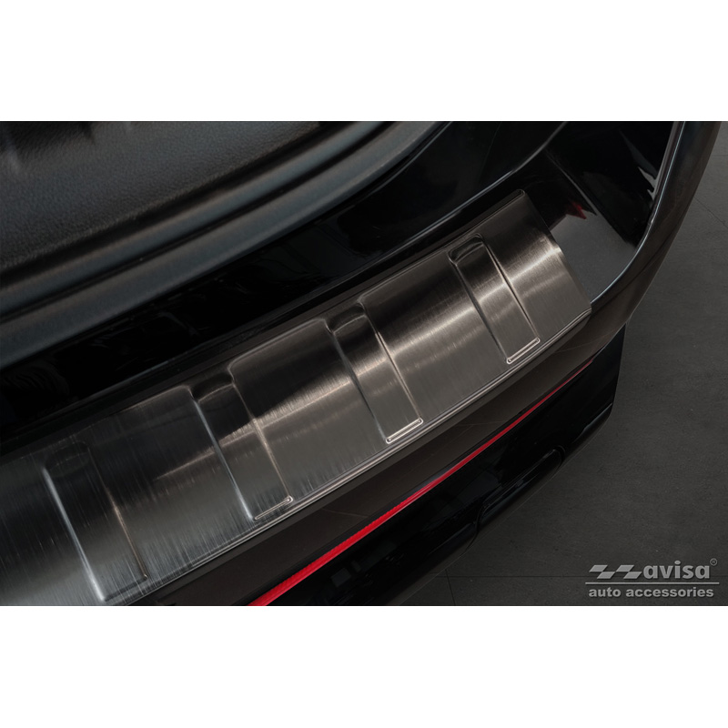 Protection de seuil arrière inox noir sur mesure pour BMW X1 U11 / U11 xLine 2022- 'Ribs'