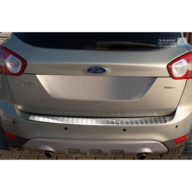 Protection de seuil arrière inox sur mesure pour Ford Kuga 2008-2013 'Ribs'