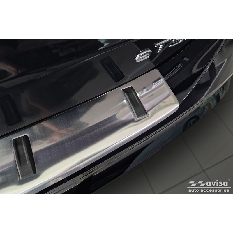 Protection de seuil arrière inox sur mesure pour Volkswagen Tiguan III (CT1) 2024- 'STRONG EDITION'