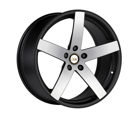 Deluxe Uros K Black Matt Polish 11x19 5x130 ET55 Velgen