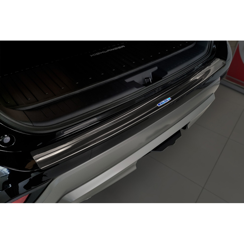 Protection de seuil arrière inox noir sur mesure pour Toyota Highlander (XU70) 2020- 'Hybrid'