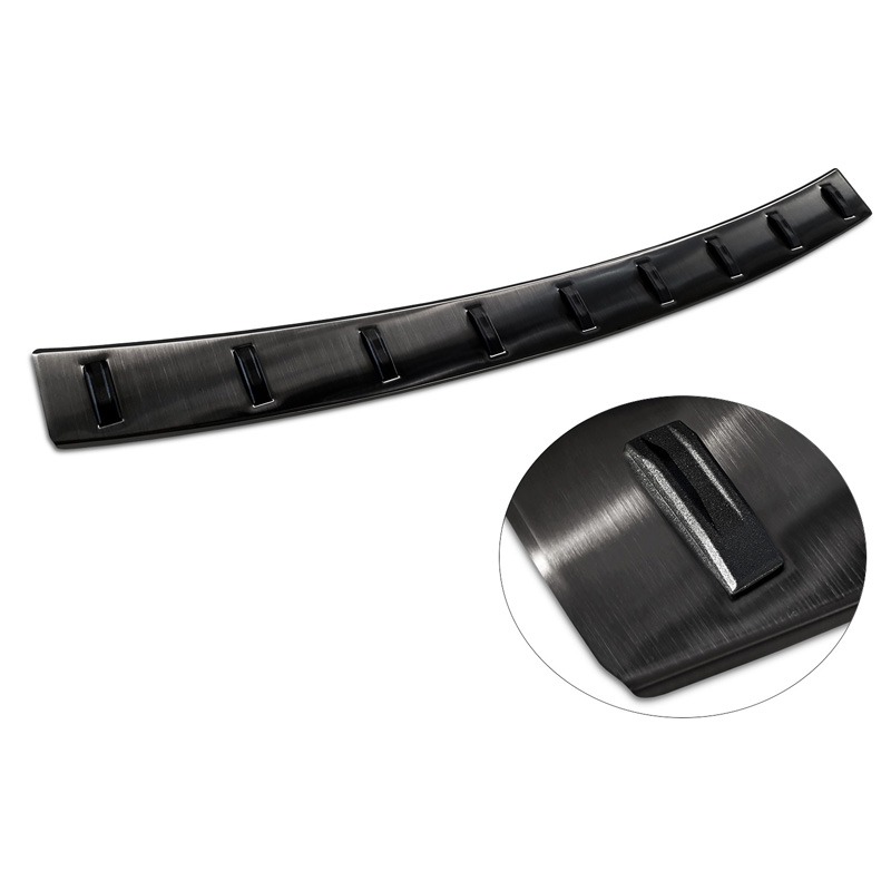 Protection de seuil arrière inox noir sur mesure pour Seat Leon ST (5F) 2013-2017 & Facelift 2017-2020 'STRONG EDITION'