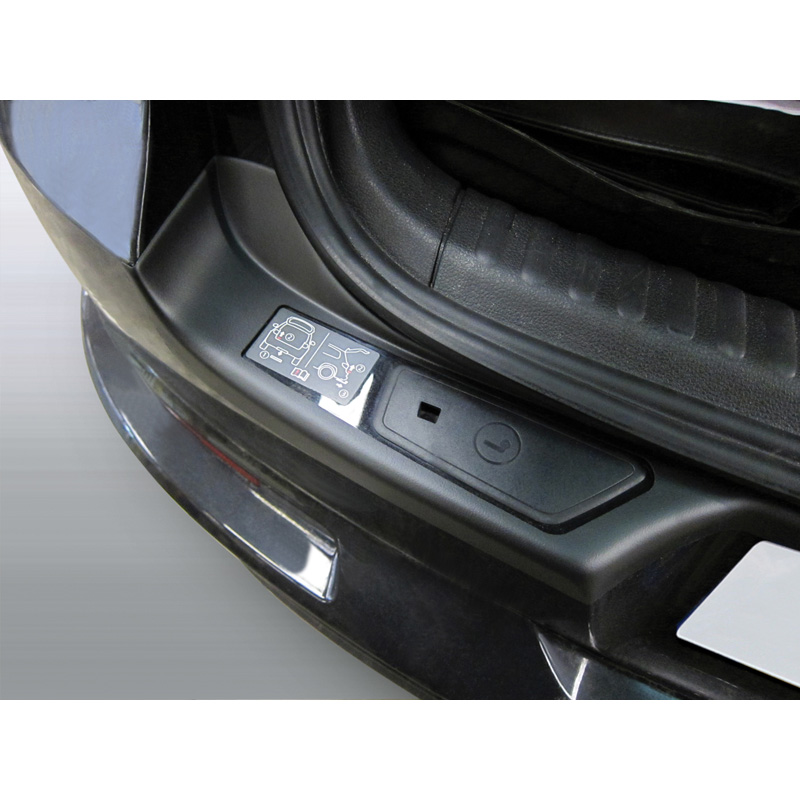 Protection de seuil arrière (ABS) sur mesure pour Volkswagen Tiguan 4x4 2007-2016 (pour les modèles avec crochet d'attelage monté) Noir