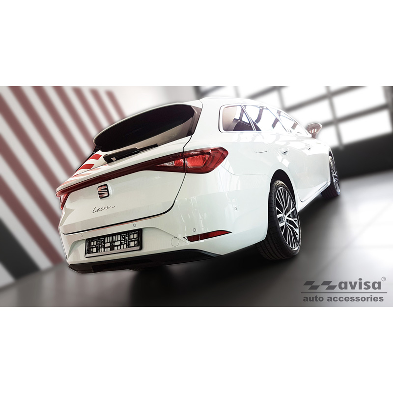 Protection de seuil arrière inox sur mesure pour Seat Leon IV ST Sportstourer incl. FR & Cupra Leon Sportstourer 2020-2024 & FL 2024- 'Ribs'