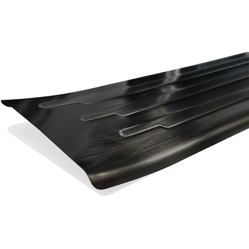 Avisa Seuils de portes inoxydable noir sur mesure pour Toyota Hilux VIII Facelift 2020- - 'Lines' - 4-pièces