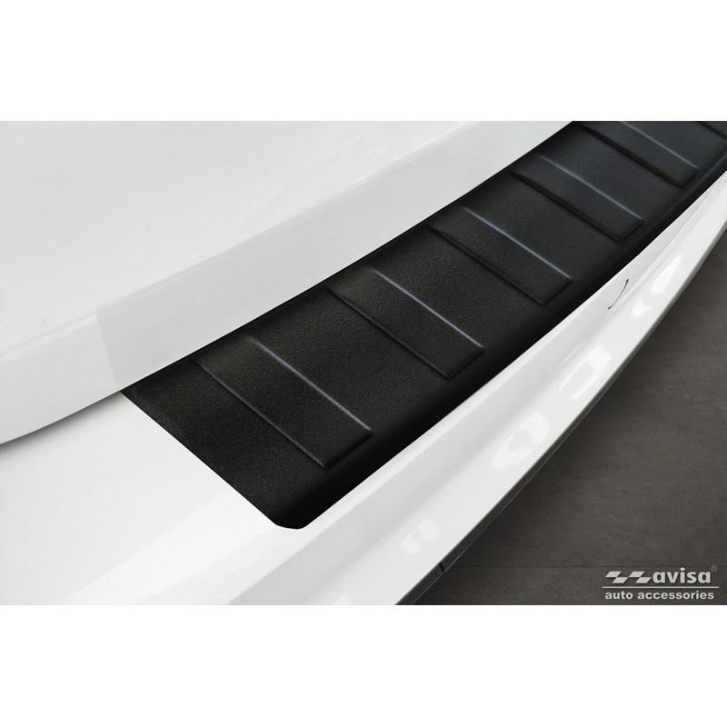 Protection de seuil arrière inox noir mat sur mesure pour Audi A4 Avant S-Line 2015-2019 & Facelift 2019- 'Ribs'