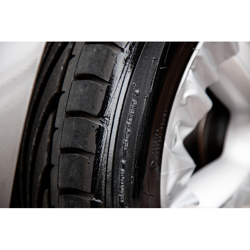 Quixx Black Tyre Colour / Peinture Noire pour Pneus 75ml