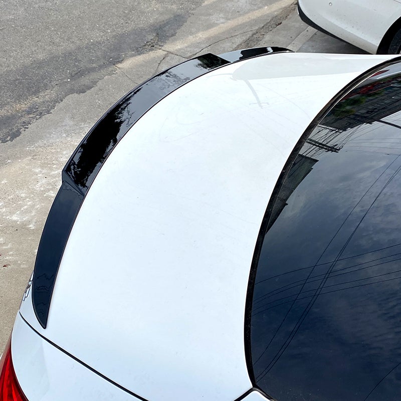 Spoiler arrière sur mesure pour Mercedes Classe-C W205 Sedan 2014-2021 (ABS Noir Luisant)