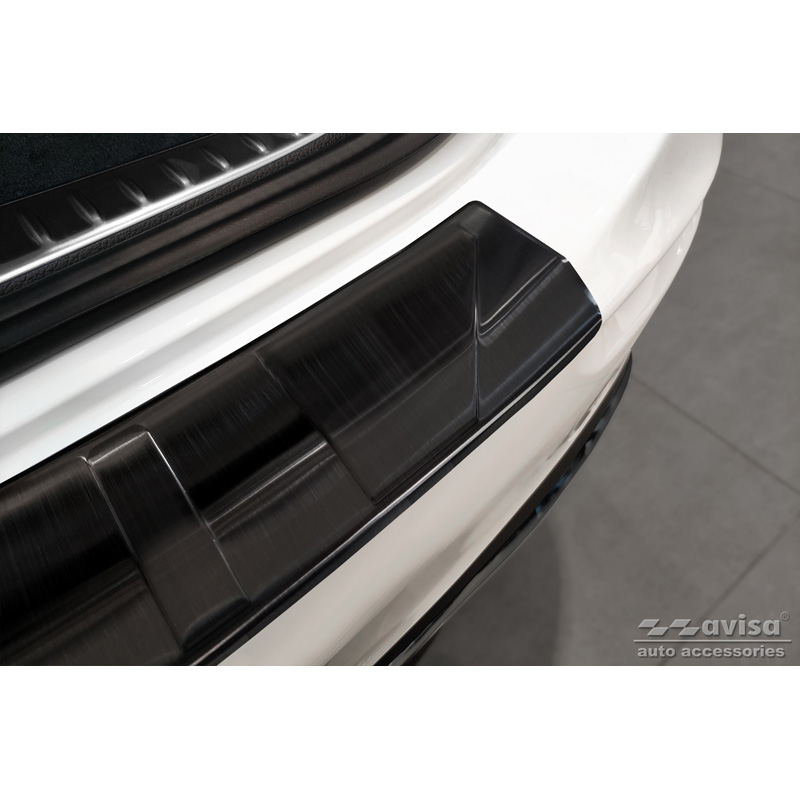 Protection de seuil arrière inox noir sur mesure pour Mercedes Classe-C W206 Kombi 2021- 'Ribs'