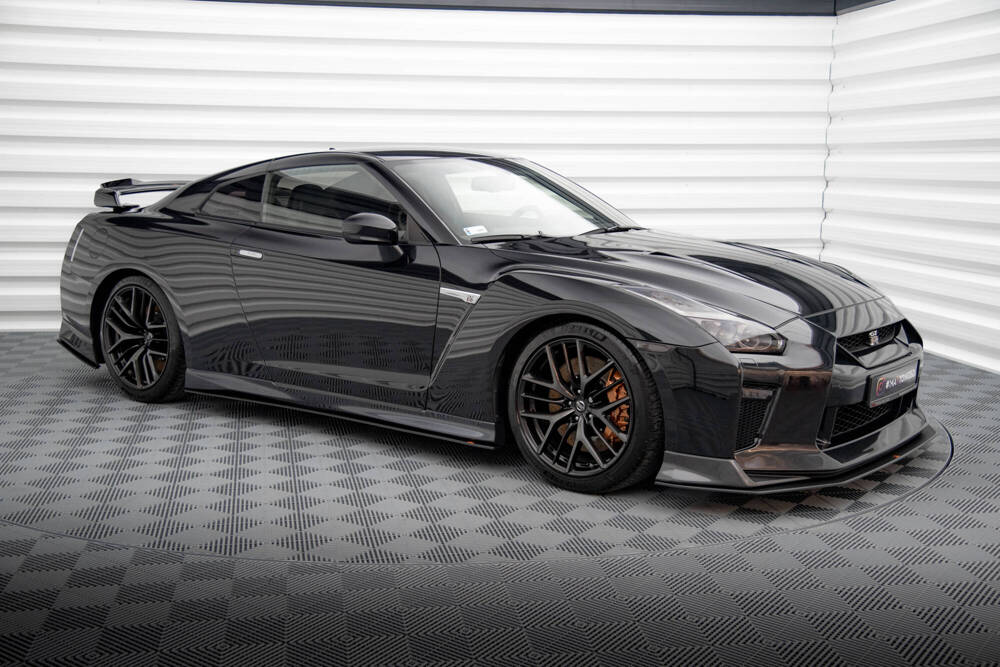 Zijskirts Street Pro Nissan GTR R35 17-22 Maxton