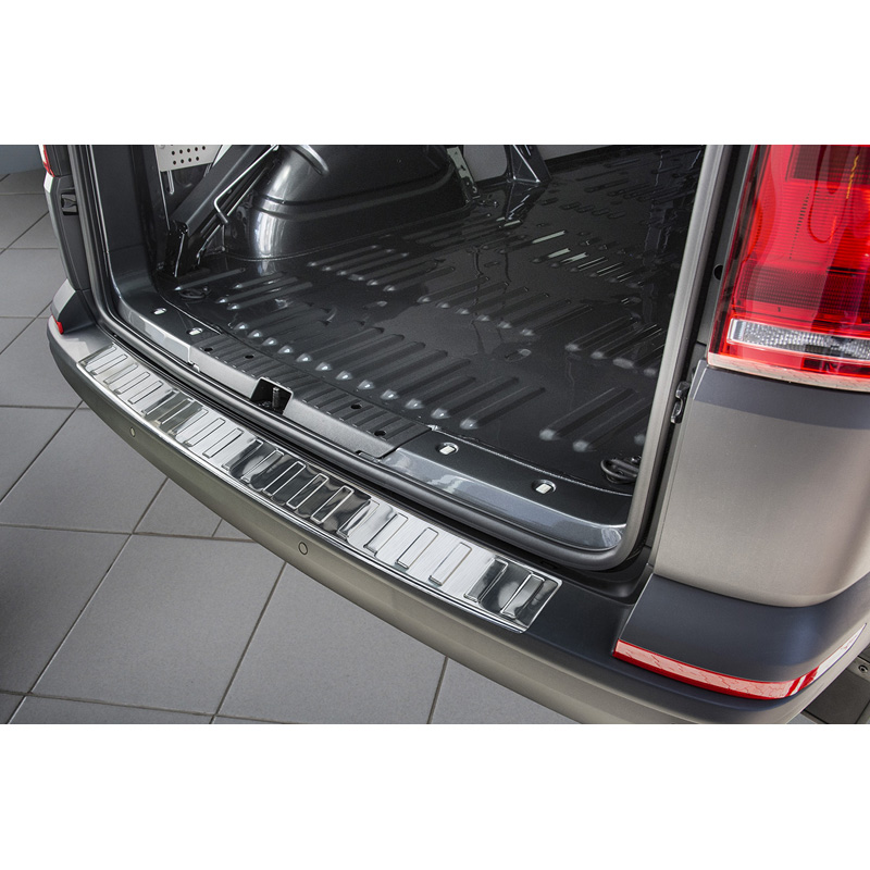 Protection de seuil arrière inox sur mesure pour Volkswagen Transporter T6 2015-2019 & FL 2019-2020 & T6.1 2020-2022  (hayon arrière) 'Ribs'