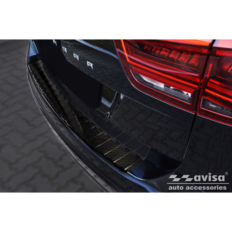 Protection de seuil arrière carboné 3D sur mesure pour Seat Alhambra 2010- 'Ribs'