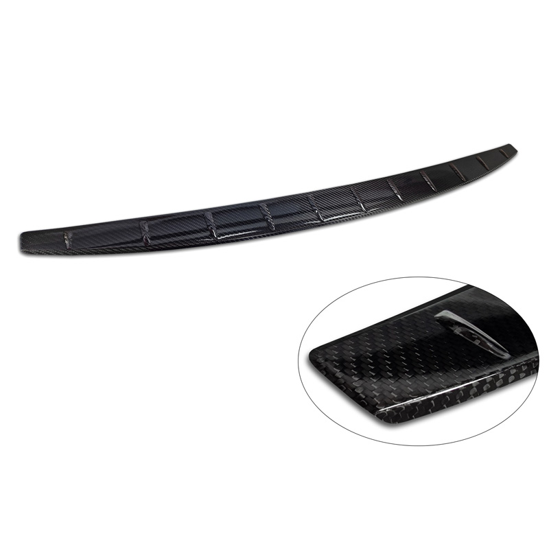 Protection de seuil arrière carboné 3D sur mesure pour Volvo EX30 2023- 'Ribs'