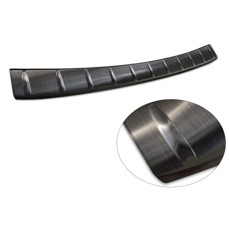 Protection de seuil arrière inox noir sur mesure pour Opel Astra L Sportstourer 2022- 'Ribs'