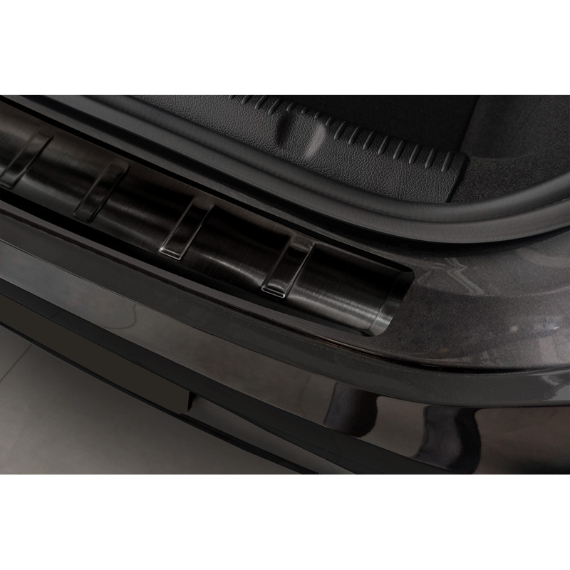 Protection de seuil arrière inox noir sur mesure pour Mercedes EQE (V295) 2022- 'Ribs'