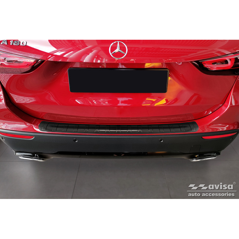 Protection de seuil arrière inox noir sur mesure pour Mercedes Classe-GLA II H247 2020- 'Ribs'